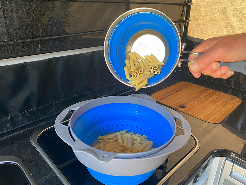 Genius Collapsible Cookware for Caravans! 